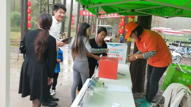 行走在路上的旅游风景线 引领宝应文明旅游新风尚
